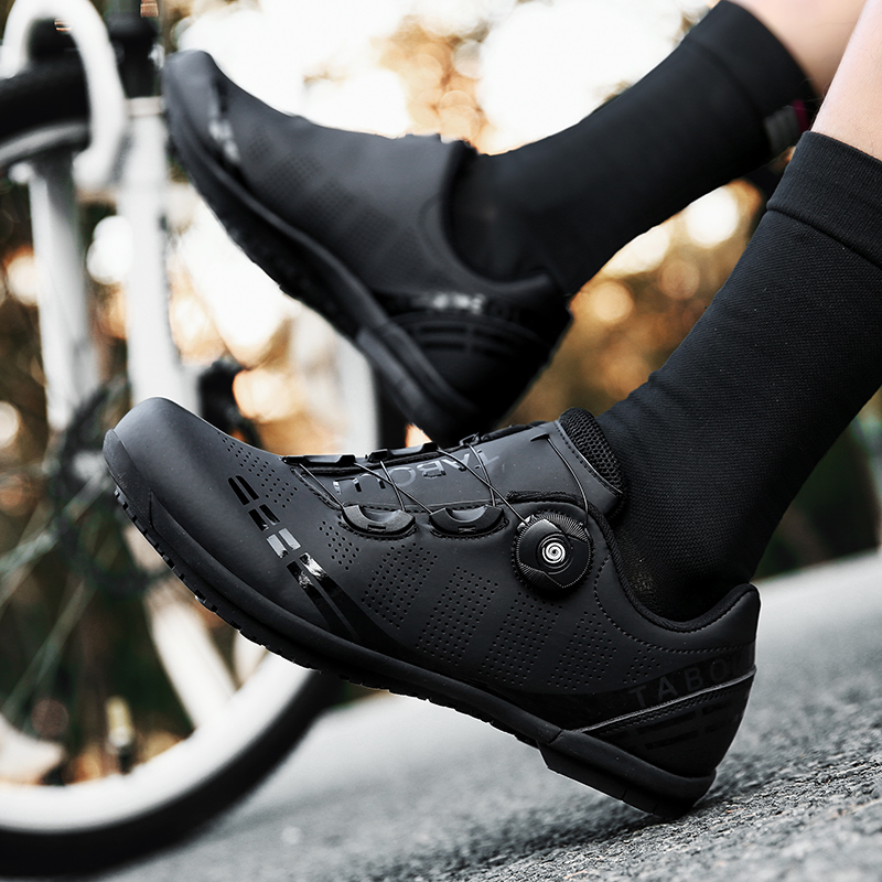 メンズ・レディース用ノンロック式マウンテンバイクシューズ、ク - Road Bike Cleats のレビューと価格